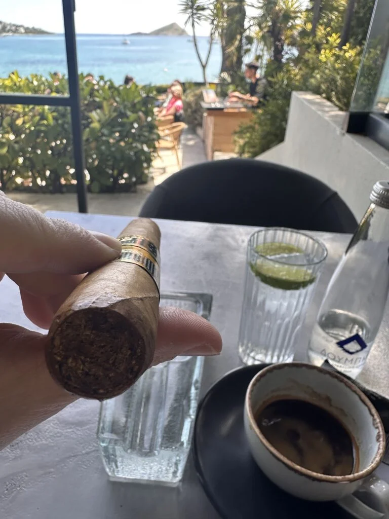 Cohiba Ideales cut